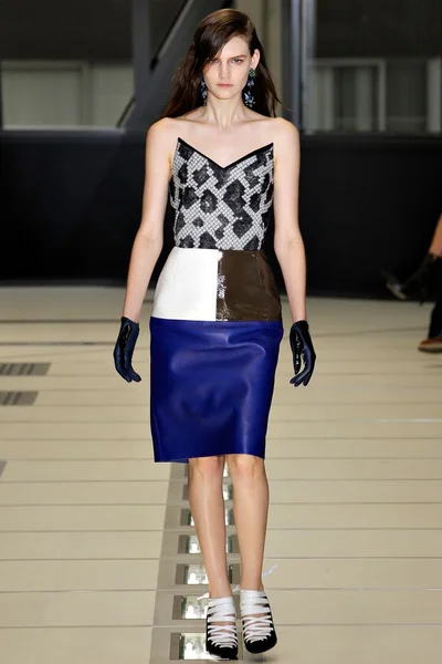 Look 39